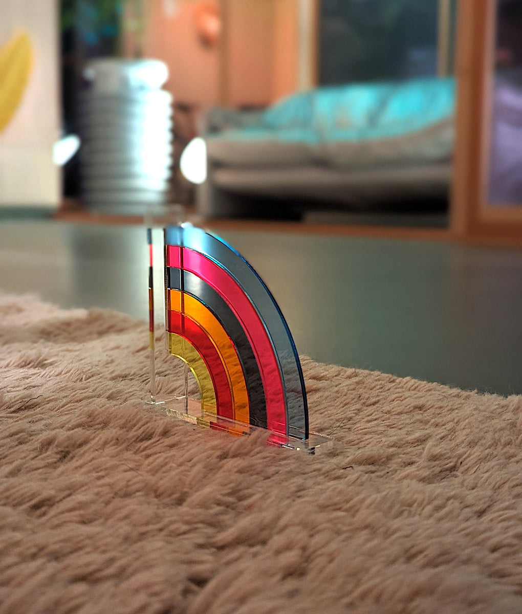 Rainbow, True Colours