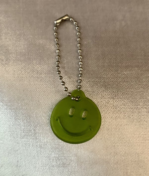 Waldraud-MoManTain-Smiley-Key-Chain-SolidGreen