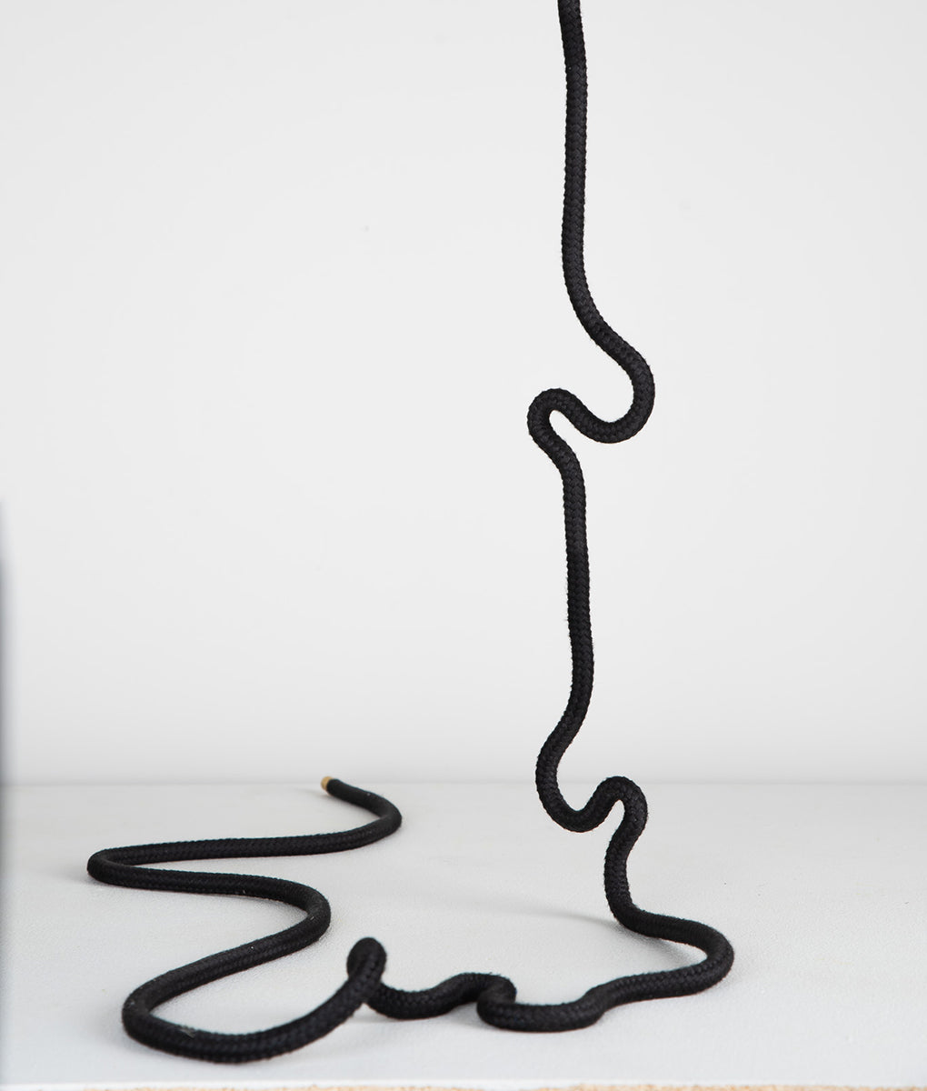 Waldraud-Roberope-Black-03